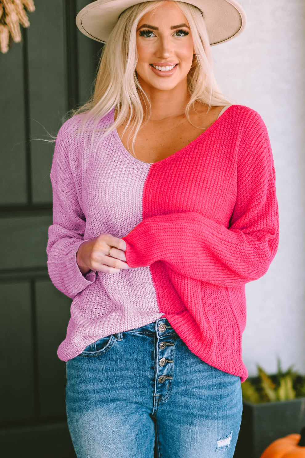 Contrast Color V-Neck Long Sleeve Pullover Sweater- Large